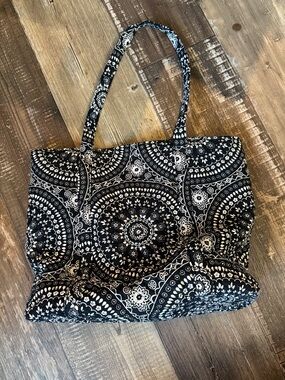 Vera Bradley Black and White Medallion Tote